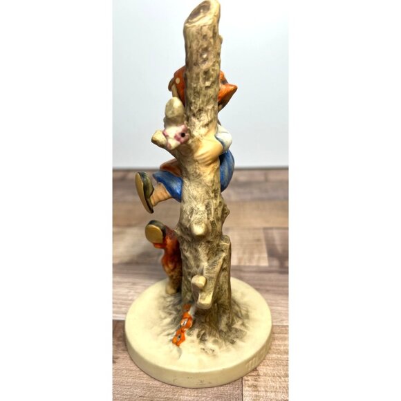 Hummel Goebel Figurine 56/B "Out Of Danger" 35 Girl In Tree With Dog Hand-Painte - Picture 4 of 6